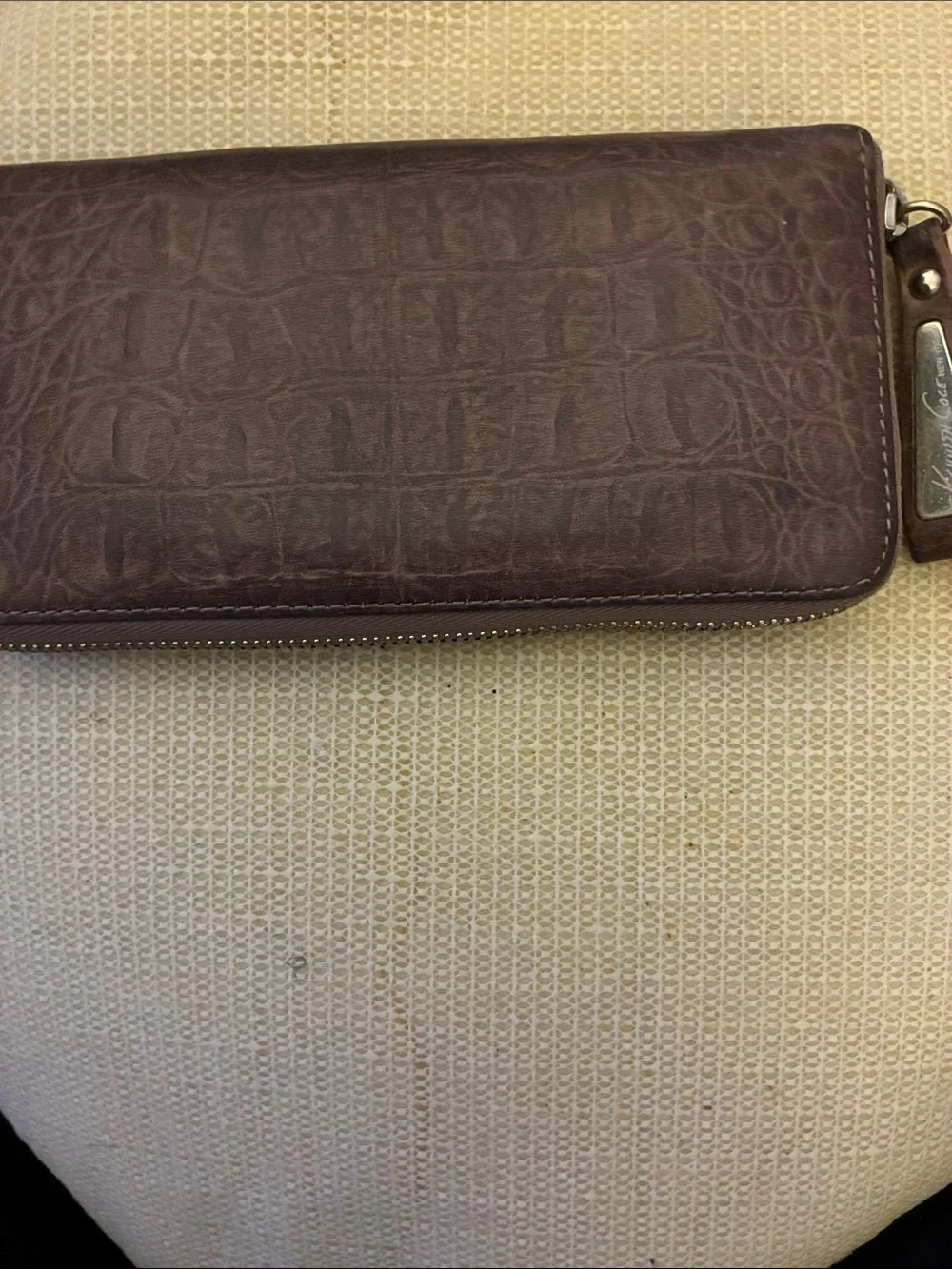 Kenneth Cole Reaction Brown faux Crocodile-Texture Zip Wallet clutch 18&card